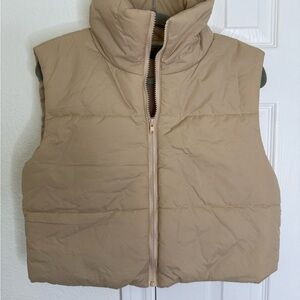 SHEIN Cropped Puffer Vest